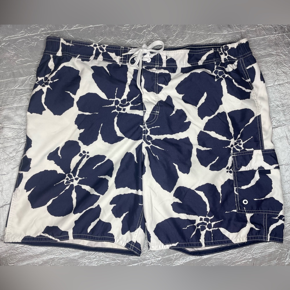Breakwater navy Hawaiian floral board shorts with Velcro fly & mesh basket liner
